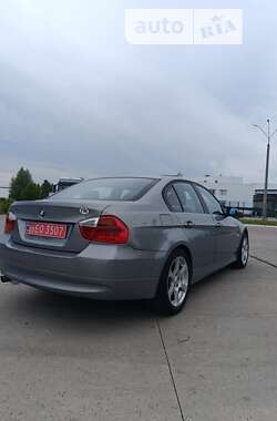 Седан BMW 3 Series 2006 в Коростені