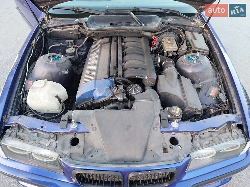 Купе BMW 3 Series 1993 в Вишгороді