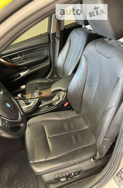 Седан BMW 3 Series 2013 в Виннице