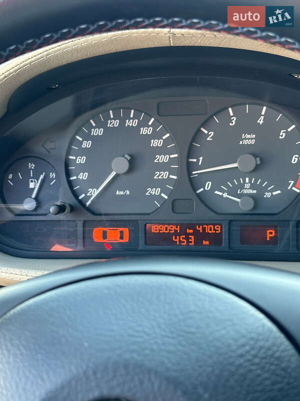 Кабріолет BMW 3 Series 2004 в Києві