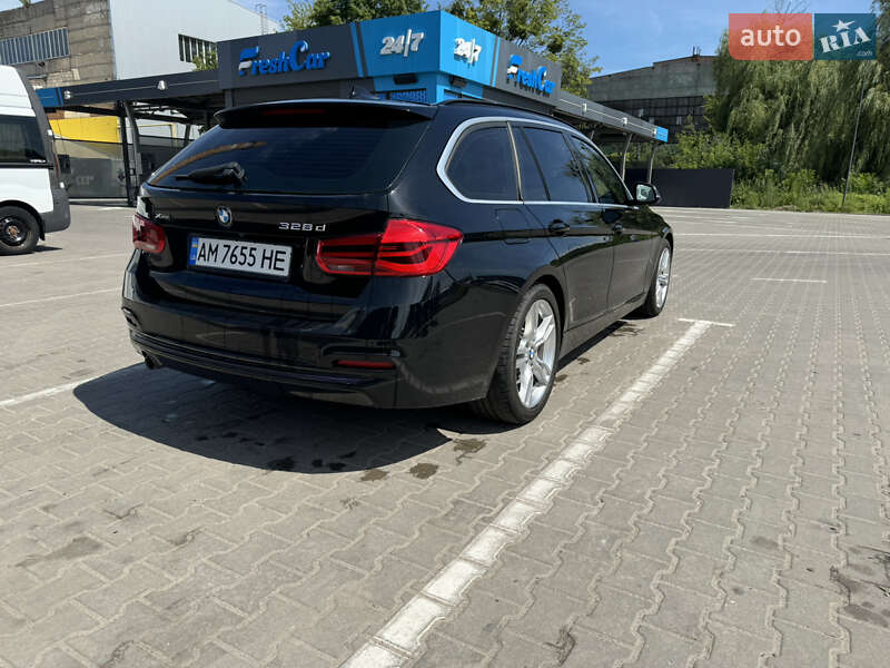 Універсал BMW 3 Series 2016 в Житомирі