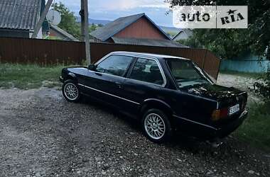 Седан BMW 3 Series 1986 в Черновцах