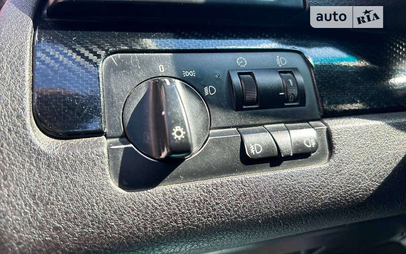 Купе BMW 3 Series 2003 в Черновцах