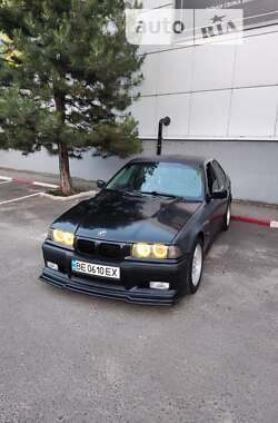 Седан BMW 3 Series 1997 в Николаеве