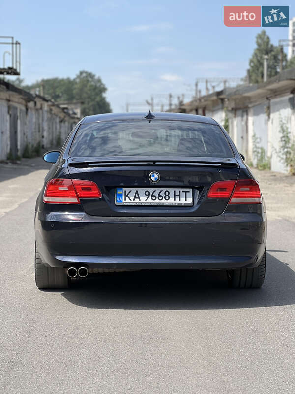 Купе BMW 3 Series 2007 в Киеве фото 5 Купе BMW 3 Series 2007 в Киеве