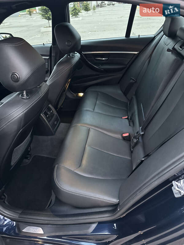 Седан BMW 3 Series 2015 в Одесі