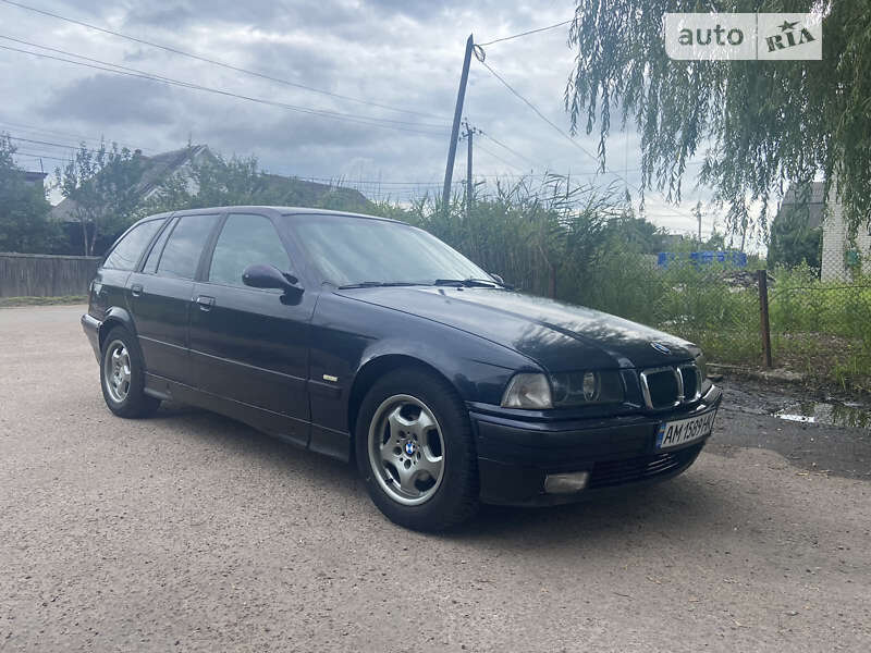 Универсал BMW 3 Series 1998 в Житомире