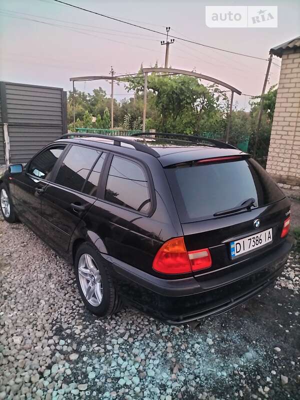 Универсал BMW 3 Series 2003 в Апостолово