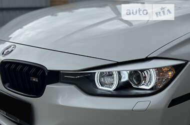 Седан BMW 3 Series 2013 в Виннице