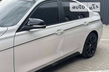 Седан BMW 3 Series 2013 в Виннице