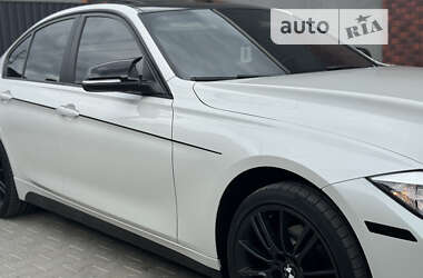 Седан BMW 3 Series 2013 в Виннице