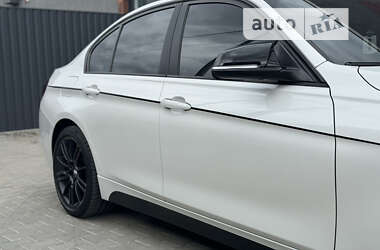 Седан BMW 3 Series 2013 в Виннице