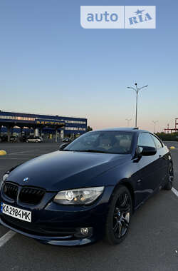 Купе BMW 3 Series 2010 в Києві