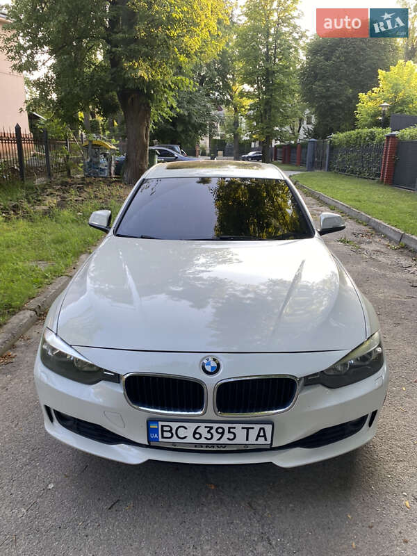 BMW 3 Series 2012