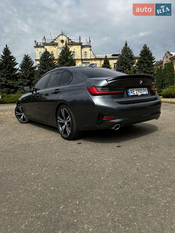 Седан BMW 3 Series 2019 в Кривому Розі