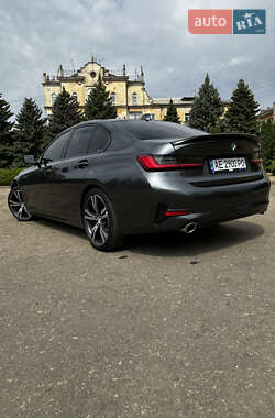 Седан BMW 3 Series 2019 в 