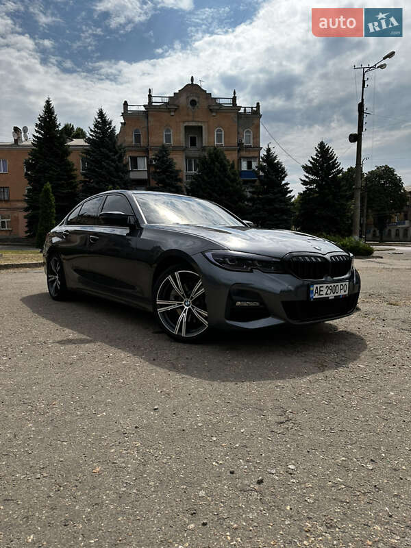 Седан BMW 3 Series 2019 в 