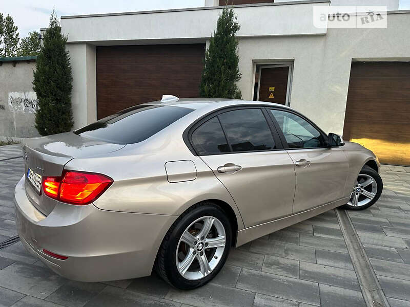 Седан BMW 3 Series 2014 в Миколаєві