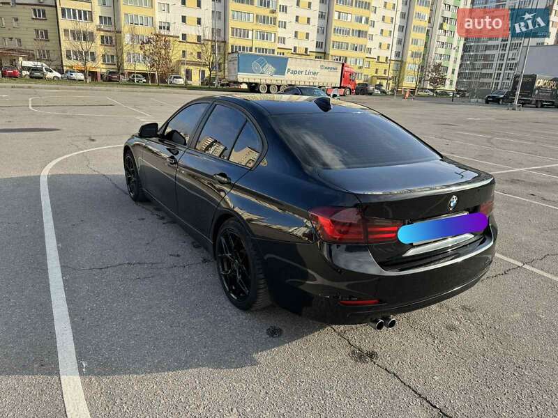 Седан BMW 3 Series 2015 в Ивано-Франковске