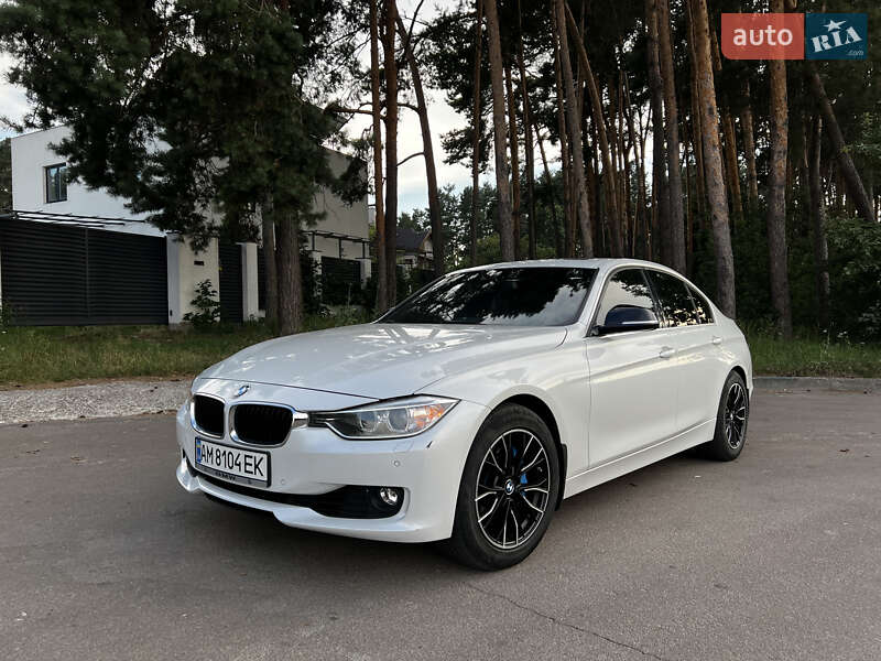 Седан BMW 3 Series 2013 в Житомире