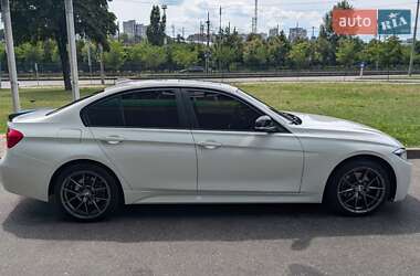 Седан BMW 3 Series 2016 в Киеве