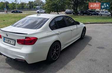 Седан BMW 3 Series 2016 в Киеве