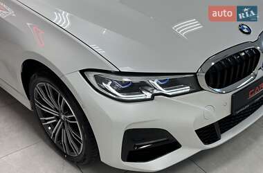 Седан BMW 3 Series 2022 в Тернополі