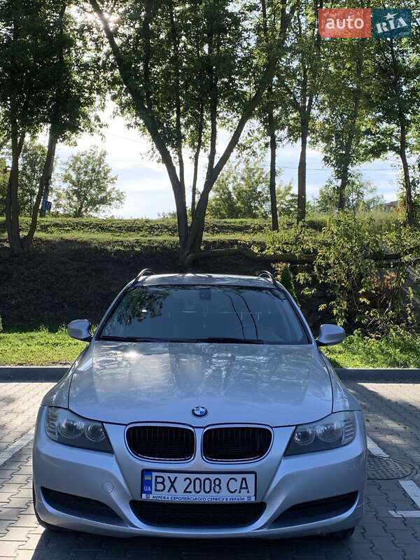 Универсал BMW 3 Series 2010 в Хмельницком