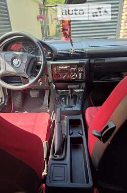 Седан BMW 3 Series 1994 в Панютине