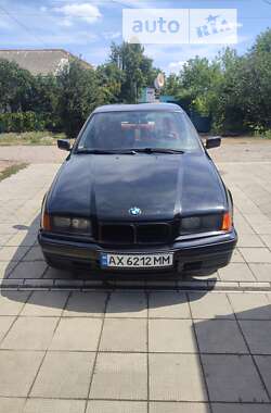 Седан BMW 3 Series 1994 в Панютино