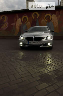 Седан BMW 3 Series 2014 в Кам'янському