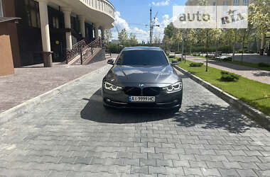 Седан BMW 3 Series 2016 в Киеве