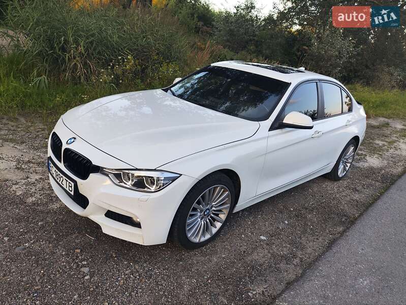 Седан BMW 3 Series 2013 в Львове