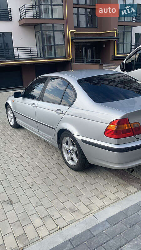 Седан BMW 3 Series 2002 в Львове