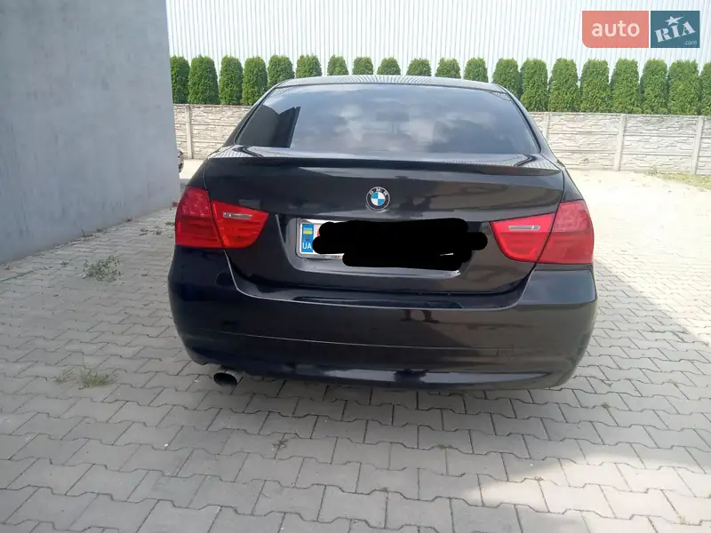 BMW 3 Series 2005 VIN WBAVA71000KR39578 фото оголошення 18 з 151