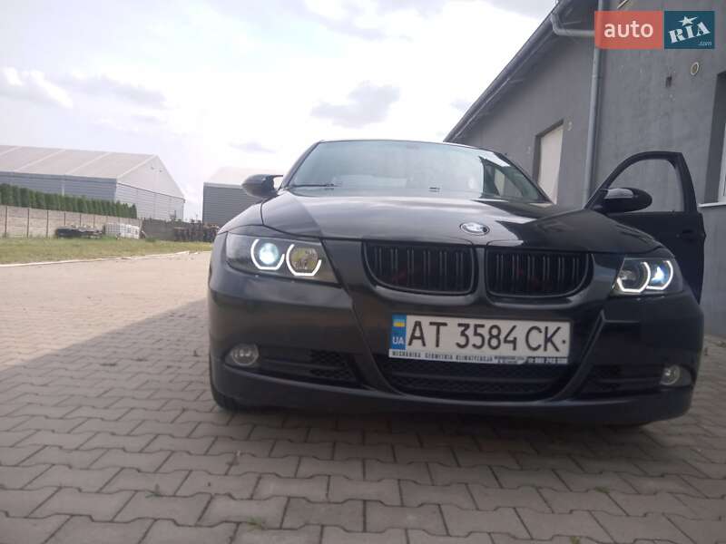 Седан BMW 3 Series 2005 в Івано-Франківську