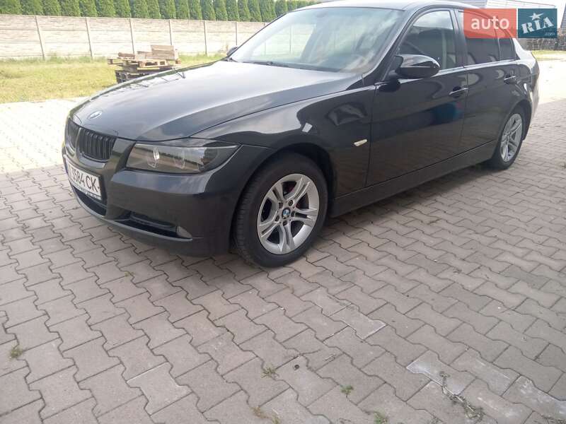 Седан BMW 3 Series 2005 в Івано-Франківську