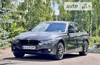 Седан BMW 3 Series 2013 в Киеве