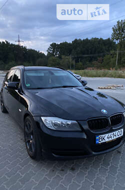 Універсал BMW 3 Series 2012 в Львові