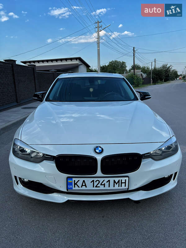 Седан BMW 3 Series 2015 в Вінниці