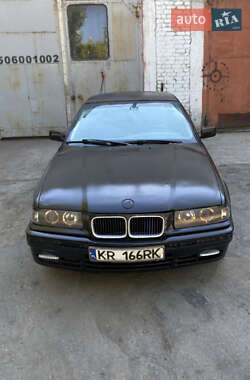 Седан BMW 3 Series 1994 в Запорожье