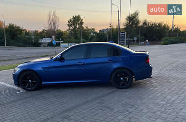 Седан BMW 3 Series 2010 в Кривому Розі