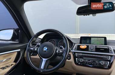 Седан BMW 3 Series 2016 в Львові