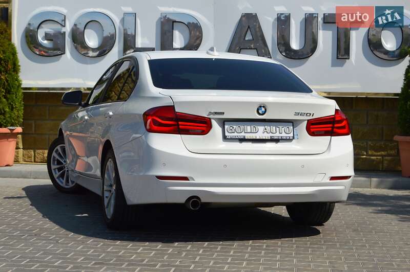 Седан BMW 3 Series 2016 в Одесі