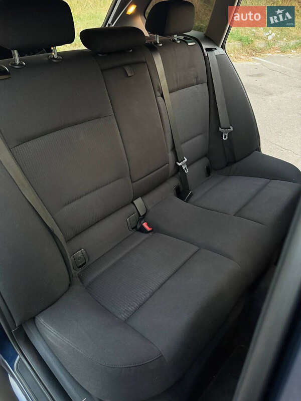 Универсал BMW 3 Series 2011 в Вышгороде