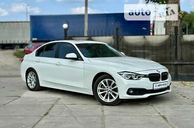 Седан BMW 3 Series 2018 в Києві