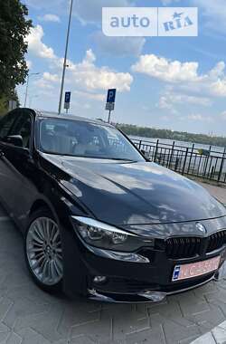 Седан BMW 3 Series 2015 в Тернополе