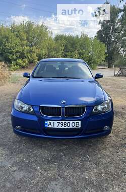 Седан BMW 3 Series 2006 в Изюме