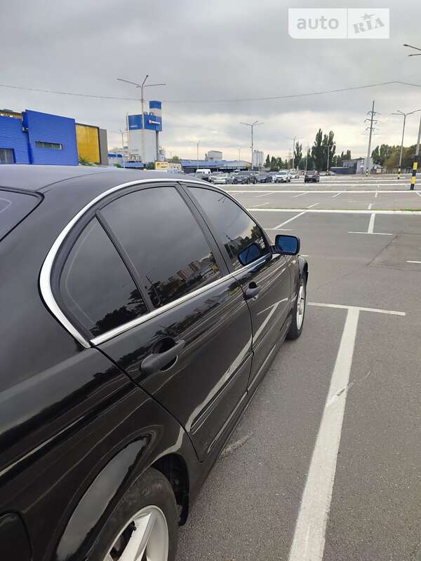Седан BMW 3 Series 2002 в Києві