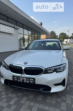 Седан BMW 3 Series 2022 в Днепре